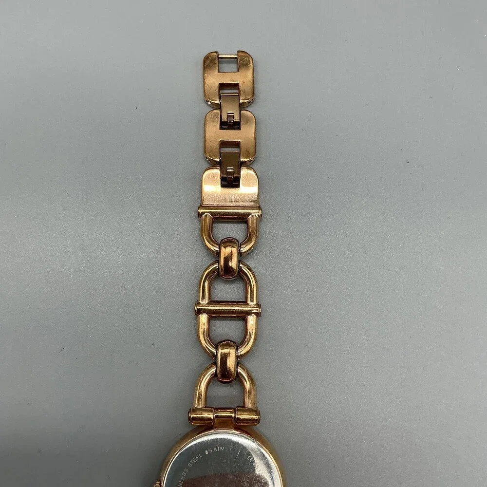 Fossil Womens Watch 28mm Silver Dial Gold Tone Bracelet 50M New Battery 7.5
